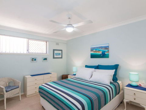 Fairholme 8 Perfect Lakefront Position - Lightning Ridge Tourism 1