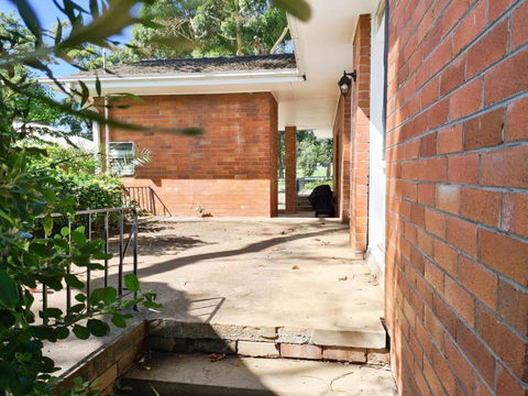 GOLF 39 MOLLYMOOK BEACH - Lightning Ridge Tourism 5