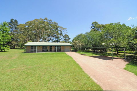 Valley Haven 3 Bedrooms Close To The Village! - Lightning Ridge Tourism 3