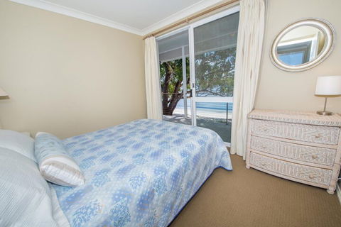 A Foreshore Salamander Bay - Lightning Ridge Tourism 6