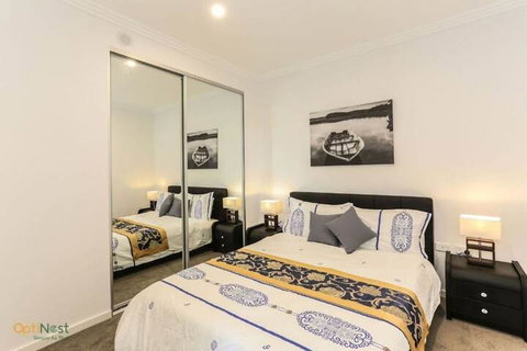 Modern, Spacious Apt@liverpool With Incredible Views - Lightning Ridge Tourism 3
