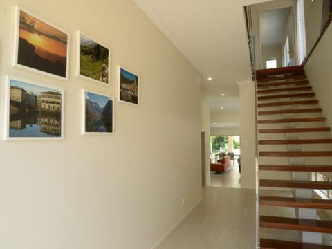 LANDSCAPE At PALM COVE - Lightning Ridge Tourism 4