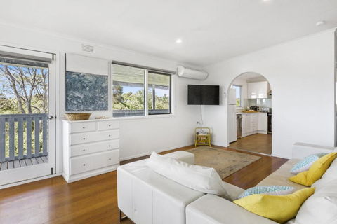 TREE TOPS VIEWS BLAIRGOWRIE - Lightning Ridge Tourism 6