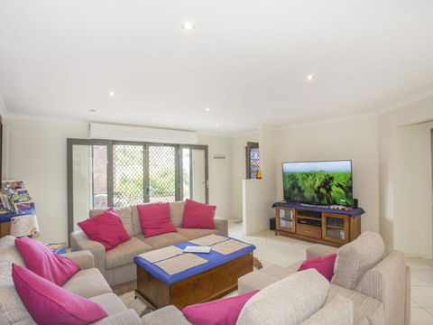 Torquay Drive 22 - Lightning Ridge Tourism 2