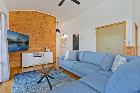 Newcastle Short Stay Apartments - Glebe Road Adamstown - Lightning Ridge Tourism 3