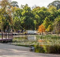 Ballarat Luxury Villas - Lightning Ridge Tourism