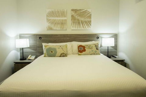 Villa Andante - Lightning Ridge Tourism 5