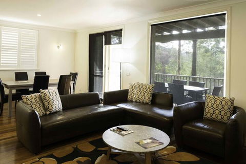 Villa Andante - Lightning Ridge Tourism 4