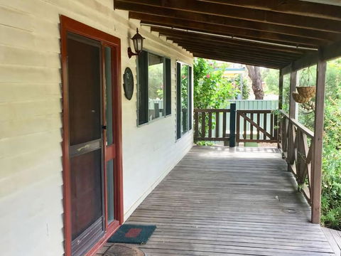 Vasse Cottage - Lightning Ridge Tourism 4