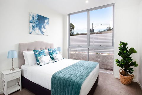 GOLF LOVERS RETREAT-hosted By L'Abode - Lightning Ridge Tourism 6