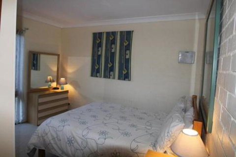 ANCHORAGE 1 - Lightning Ridge Tourism 6