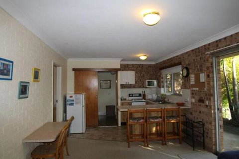 ANCHORAGE 1 - Lightning Ridge Tourism 5