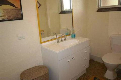 ANCHORAGE 1 - Lightning Ridge Tourism 2