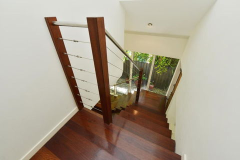 Villa Frangipani - Lightning Ridge Tourism 4