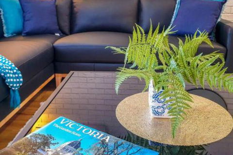 PARADISE COURT VILLA 1 Free Wifi - Lightning Ridge Tourism 3