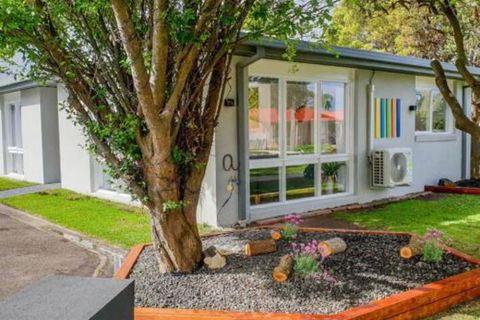 PARADISE COURT VILLA 1 Free Wifi - Lightning Ridge Tourism 4