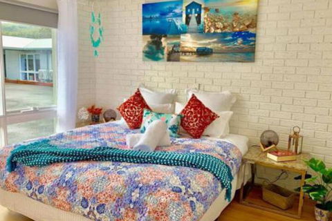 PARADISE COURT VILLA 1 Free Wifi - Lightning Ridge Tourism 5