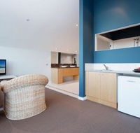 Venabu on Garuwa 20 Garuwa Street spectacular house with fabulous views - Lightning Ridge Tourism