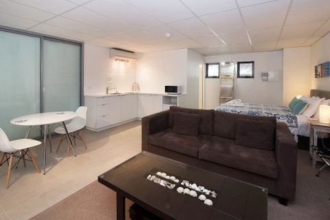 Pegasus Apartments - Lightning Ridge Tourism 0