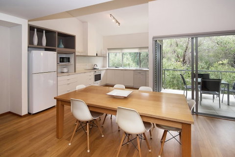 Pegasus Apartments - Lightning Ridge Tourism 2