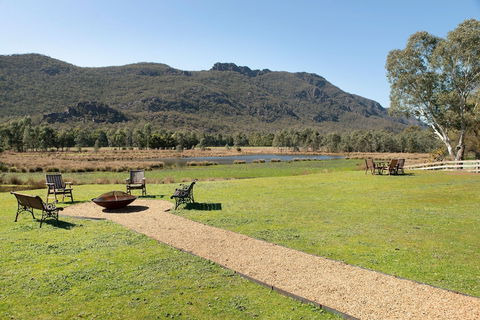 Halls Gap Motel - Lightning Ridge Tourism 3