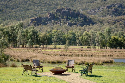 Halls Gap Motel - Lightning Ridge Tourism 0
