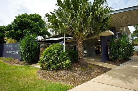 Rocklea International Motel - Lightning Ridge Tourism 0