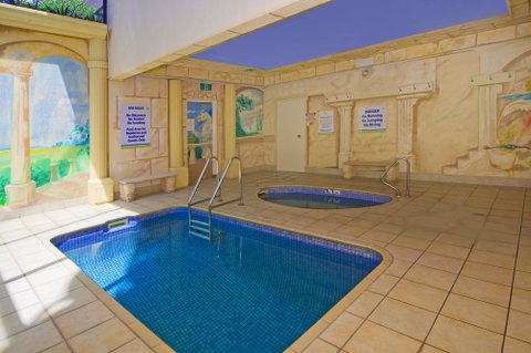 Pelican Sands Beach Resort - Lightning Ridge Tourism 4