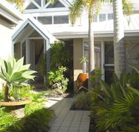 Sanctuary Cove Villas - Lightning Ridge Tourism