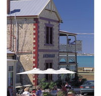 Anchorage Seafront Hotel - Lightning Ridge Tourism