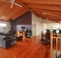 Pelican Sands Bed  Breakfast - Lightning Ridge Tourism