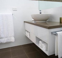 Narooma Waters Retreat - Lightning Ridge Tourism
