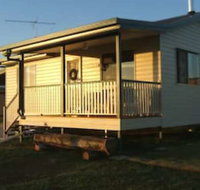 Lee Farm Stay Cottages - Lightning Ridge Tourism