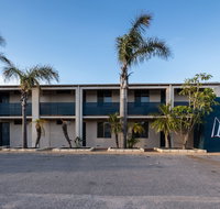 Sails Geraldton Accommodation - Lightning Ridge Tourism