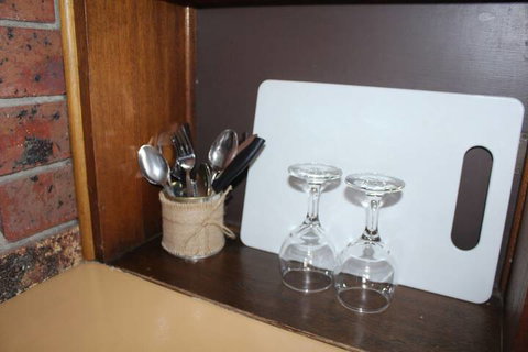 Kardinia Park Motel - Lightning Ridge Tourism 3