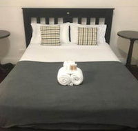 The Irish Village - Lightning Ridge Tourism