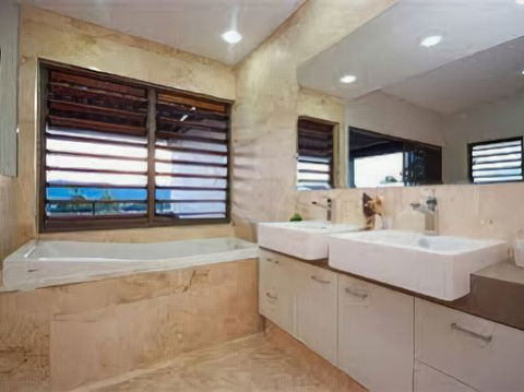 The Boutique Collection At 1 23 Murphy Street Port Douglas - Lightning Ridge Tourism 4