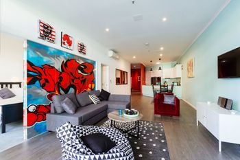 Vance 2Bdr Melbourne Apartment - Lightning Ridge Tourism 0