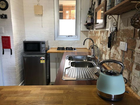The Original Fremantle Apartment - Lightning Ridge Tourism 3