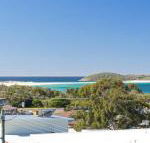 Whale Tales 78 Lentara Street FANTASTIC WATER VIEWS OVER FINGAL BEACH - Lightning Ridge Tourism