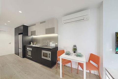 A Bright & Modern CBD Apt Next To Southern Cross - Lightning Ridge Tourism 5