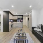 A Modern 2BR Apt 5 Min Walk To Melbourne Central - Lightning Ridge Tourism 0