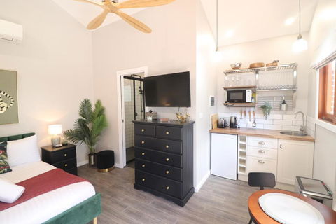 Fairview Cottage - Lightning Ridge Tourism 2