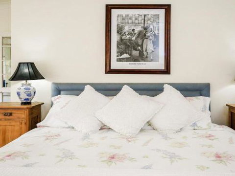 LAVENDER COTTAGE Alpine Southern Highlands 4pm Check Out Sundays - Lightning Ridge Tourism 3