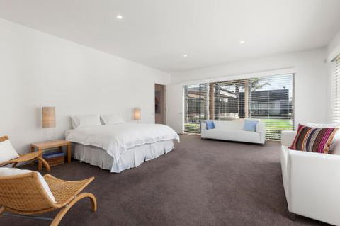Franklin House - Lightning Ridge Tourism 4