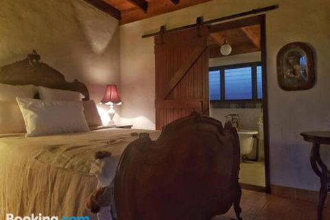 Blue Fattoria - Lightning Ridge Tourism 6