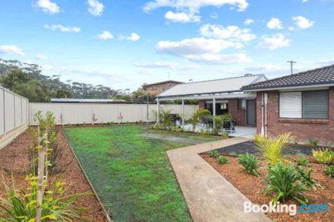 Lake Dreaming 4 Lulworth - Lightning Ridge Tourism 0