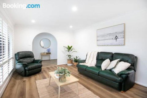 Lake Dreaming 4 Lulworth - Lightning Ridge Tourism 6