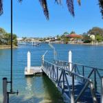 April 19 4 Bedroom Home On Canal With Pool Pontoon Aircon & WiFi! - Lightning Ridge Tourism 0