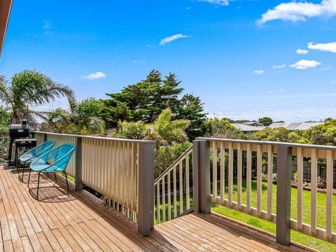 Beach House Phillip Island - Lightning Ridge Tourism 4
